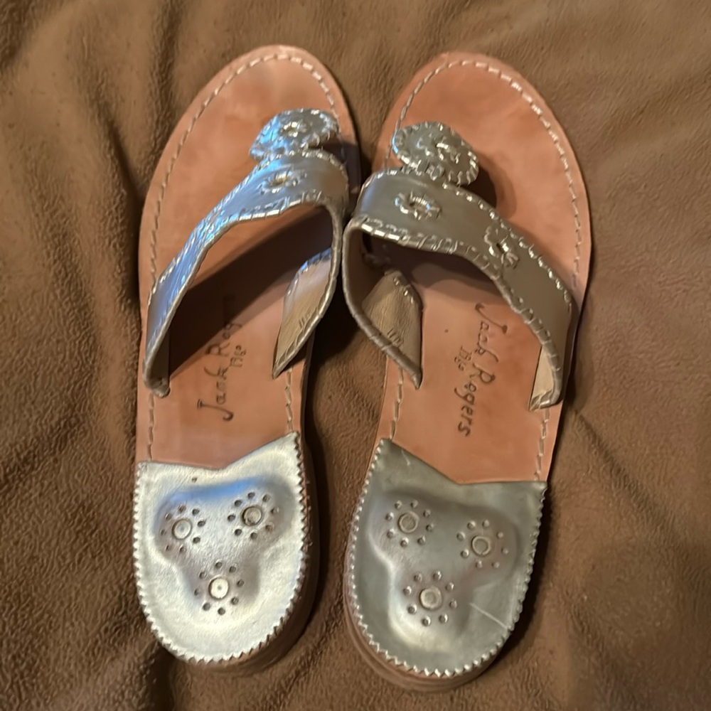 Jack Rogers metallic gold flat sandals in women's size 11M.